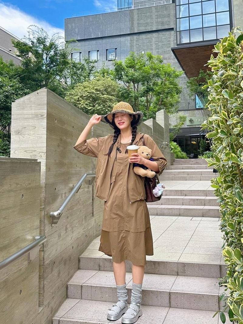 “소피처럼 입고 싶던 하루”…임수향, 여름 햇살 아래→영화 같은 산책