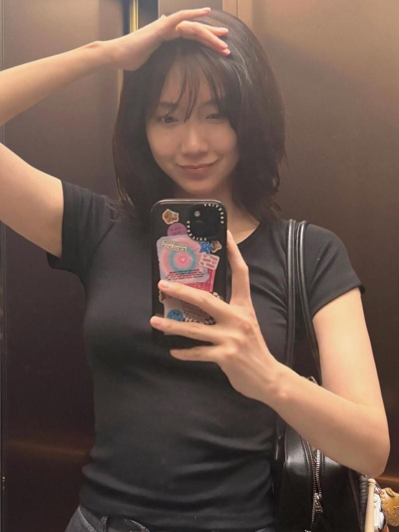 “July 2025”…신현빈, 자연스런 미소에 담긴 여름의 온기 / 배우 신현빈 인스타그램