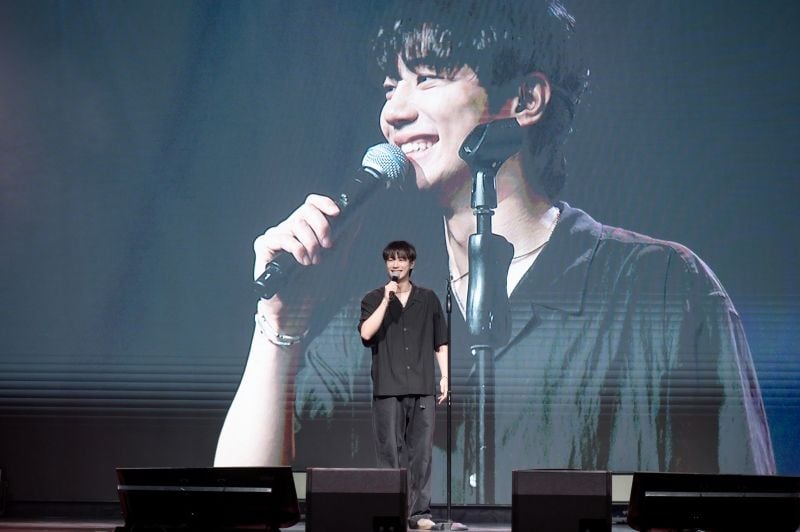 “아시아 무대 사로잡다”…이준영, ‘Scene by JUNYOUNG’ 타이베이·마카오 뜨거운 환호→글로벌 팬심 증명 / 빌리언스