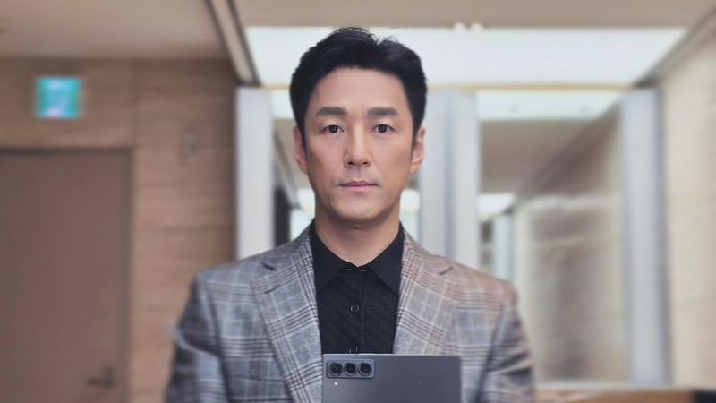 “차분함 속 무게감”…지진희, 도회적 시선→세련美 압도 / 배우 지진희 인스타그램