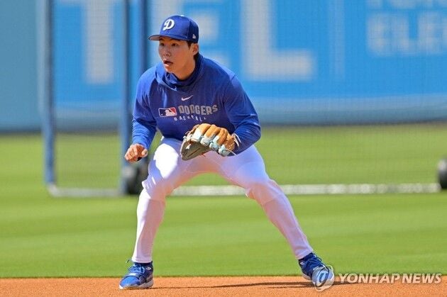 “어깨 부상 회복 90%”…다저스 김혜성, 복귀 초읽기 타격 훈련 소화 / 연합뉴스