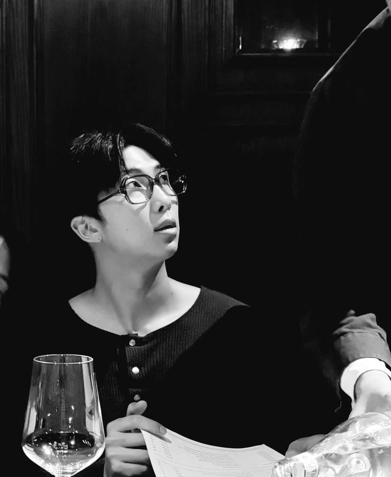 “슬슬 집에 가고싶은데”…RM, 지친 오후→모노톤 여운 / 방탄소년단 RM 인스타그램