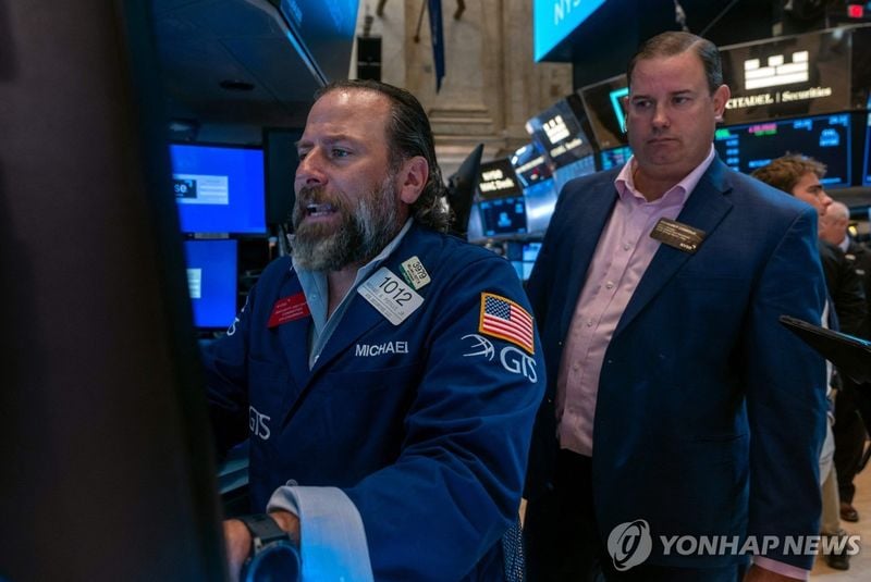 뉴욕증시, ‘팔란티어’ 8% 급등에도 약보합…관세 발언에 상승폭 제한