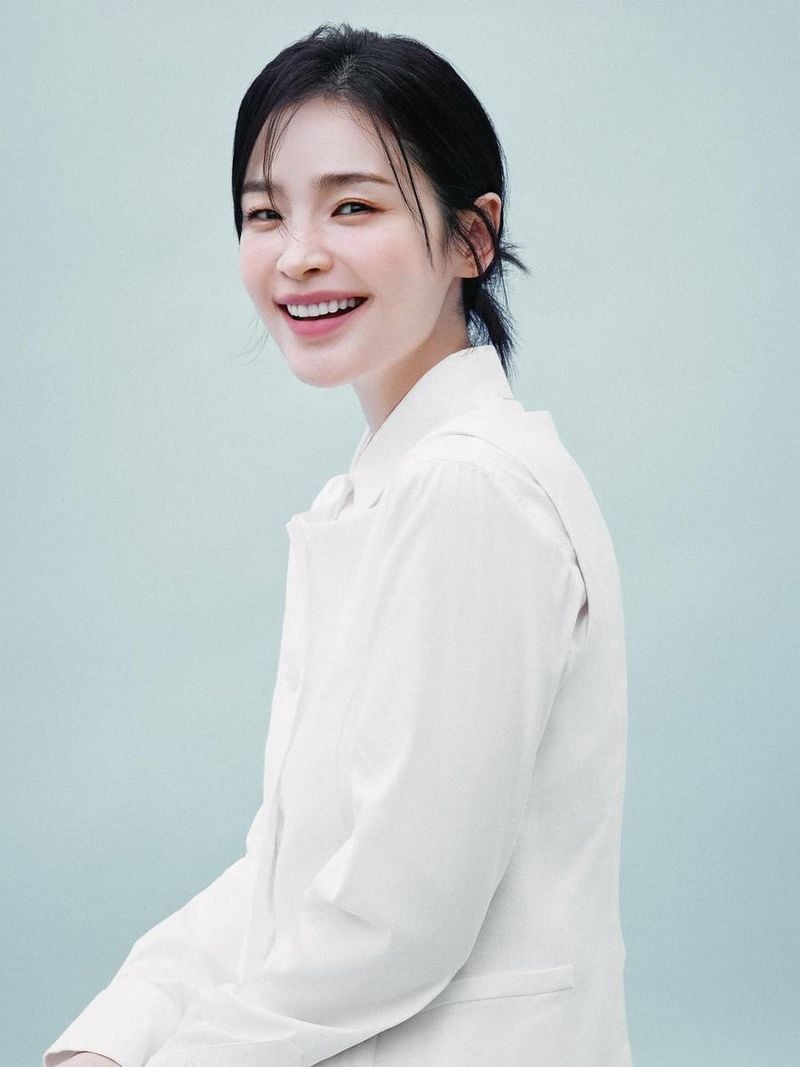“저도 더더더 좋은사람이 될께요”…전미도, 빛나는 미소→여름 생일의 온기 / 배우 전미도 인스타그램