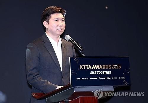“관리 소홀 책임 견책 징계”…유승민, 탁구협회장 시절 직무태만 적발 / 연합뉴스