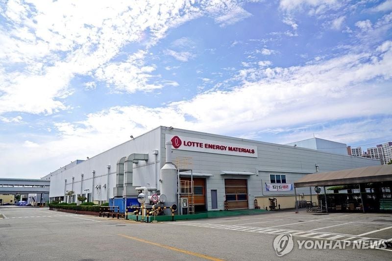 ‘롯데에너지머티리얼즈’ 2분기 311억 원 영업손실…적자 전환