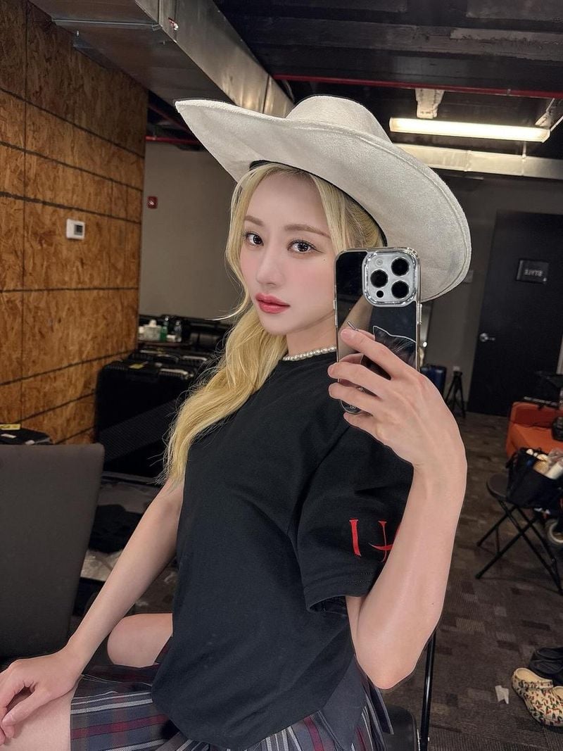 “Houston, the city of romantic”…수아, 여름 오후→서정적 카우걸 변신 / 걸그룹 드림캐쳐 수아 인스타그램