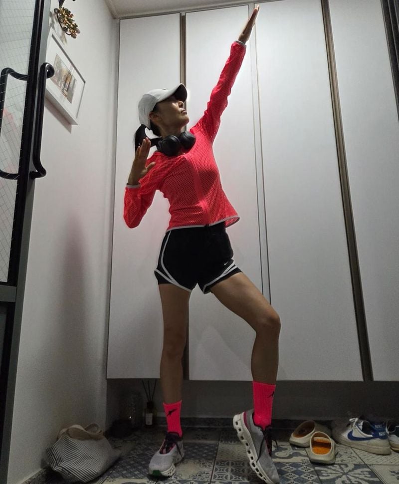 “천천히 뛰려다 생각보다 과하게”…문정희, 여름 비속 러닝→유쾌한 일상 / 배우 문정희 인스타그램