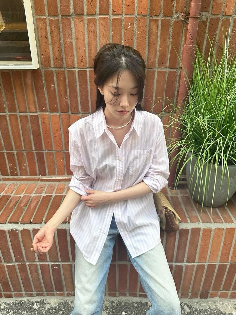 “여름엔 빙수일까 아이스크림일까”…이주우, 벽돌빛 오후→잔잔한 청량 / 배우 이주우 인스타그램