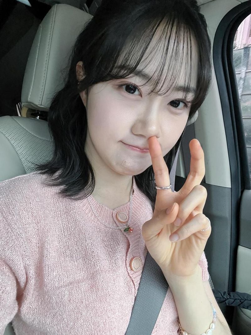 “말복 준비완. 새로운안경과”…이도혜, 여름 오후→청초한 미소의 순간 / 배우 이도혜 인스타그램