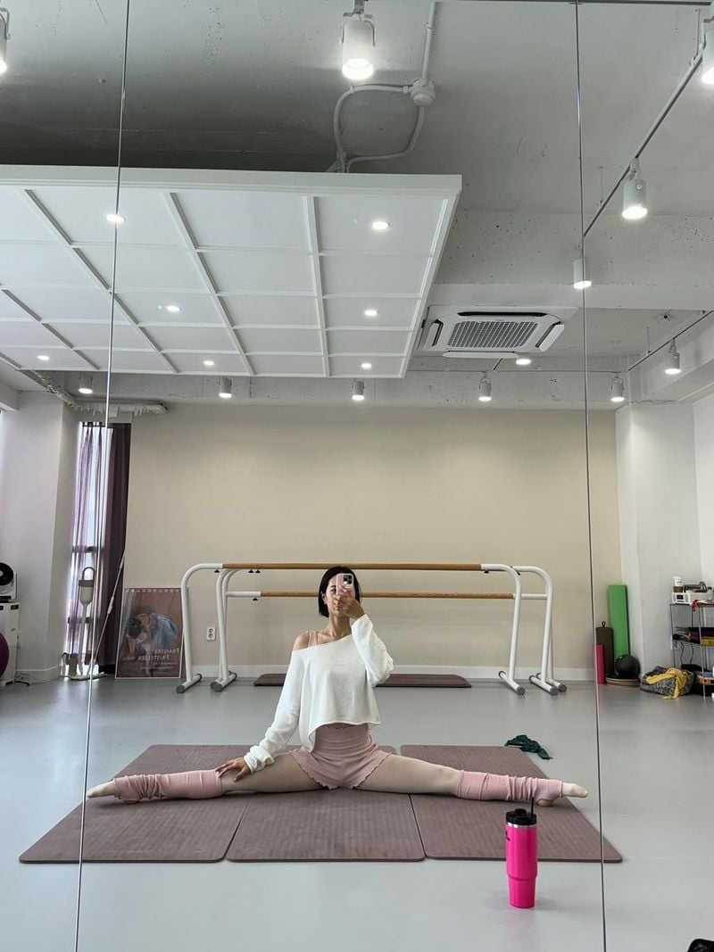 “관리와 폭식 사이”…손새은, 유연함 속 내면의 쉼표→발레 연습실 감성 폭발 / 골프선수 손새은 인스타그램