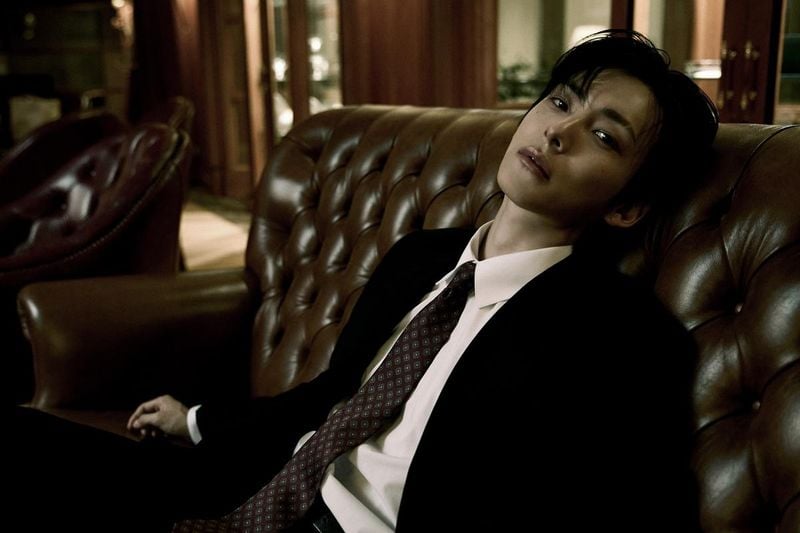 “I’ve been a mess”…박준희, 어둠 속 압도적 시선→슈트에 담은 고독 / 그룹 에이스 박준희 인스타그램