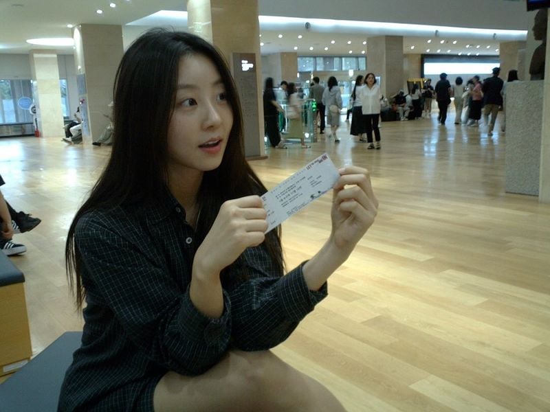 “기다림 끝 설렘 가득”…송서린, 극장 나들이→여름밤 감성 한가득 / 배우 송서린 인스타그램