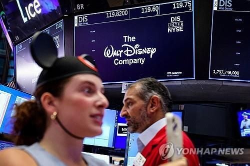 뉴욕증시 혼조 마감…다우지수 0.51% 하락, 나스닥 0.35% 상승