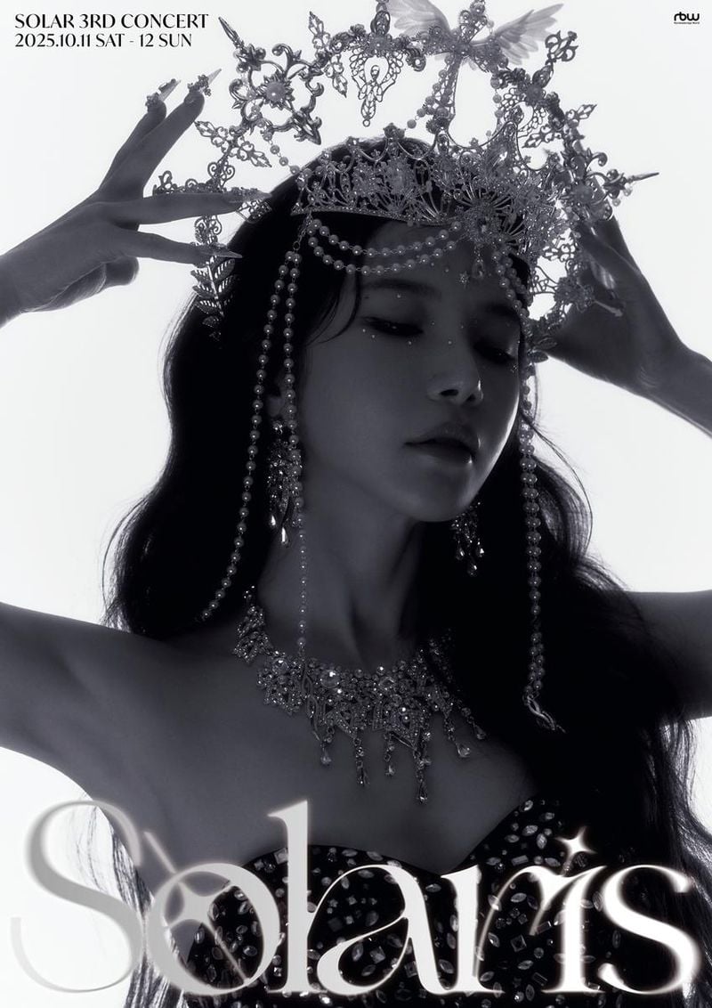 “황제의 귀환”…솔라, ‘Solaris’서 압도적 라이브→서울 무대 장악 예고