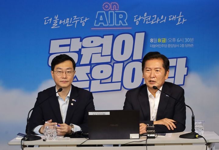 뉴시스
