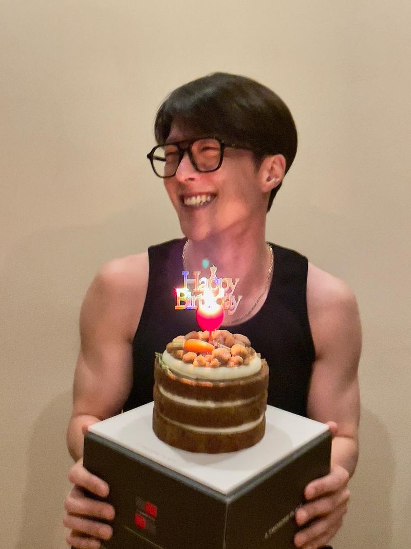 “하루가 지나도 남은 온기”…장기용, 늦여름 밤 미소→생일 감사 인사 / 배우 장기용 인스타그램
