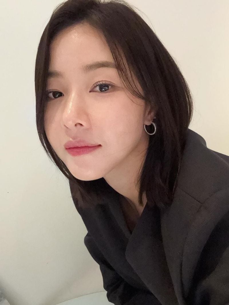 “눈빛에 담긴 여름의 고요”…박하나, 담담한 카리스마→심연 같은 무드 / 배우 박하나 인스타그램