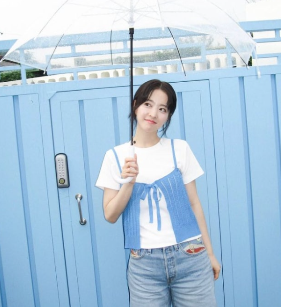 박보영, 순수함 속 나이 초월 미소