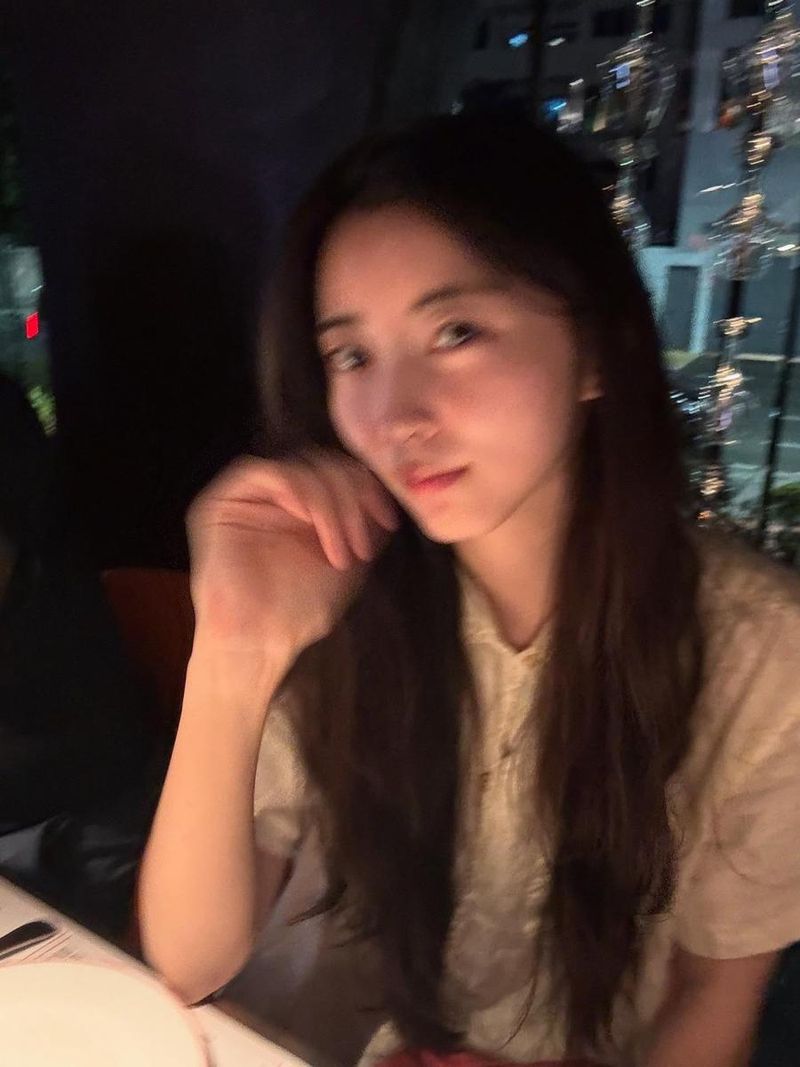 “흔들림이 남긴 여운”…권소현, 흐릿함 속 여름밤→감성 포착 / 걸그룹 포미닛 출신 배우 권소현 인스타그램