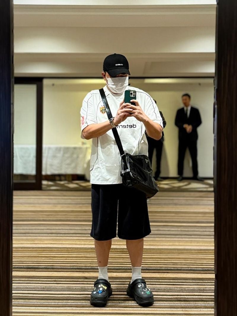 “여름날 여행자처럼”…신동, 공항 감성→편안한 스트릿 무드 / 가수 신동 인스타그램