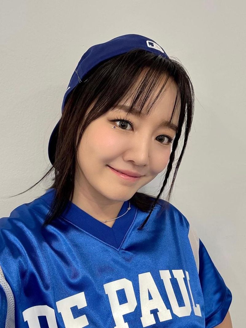 “오늘도 출근 해오”…윤하, 청량한 미소→여름 소년 감성 폭발 / 가수 윤하 인스타그램