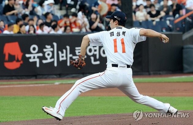 “1이닝 6실점 부진”…엄상백, LG전 패전 후 2군행 / 연합뉴스
