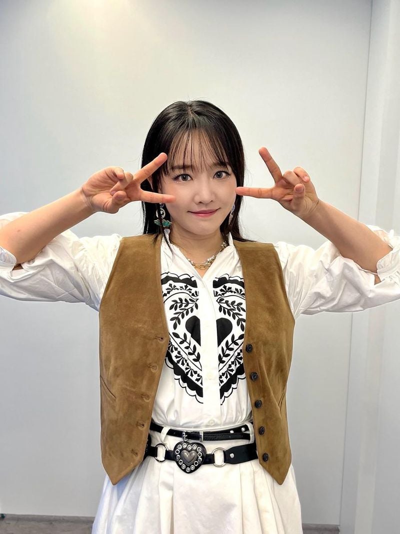 “우리는 함께 걸었습니다”…윤하, 미소 속 다짐→따뜻한 여름의 약속 / 가수 윤하 인스타그램