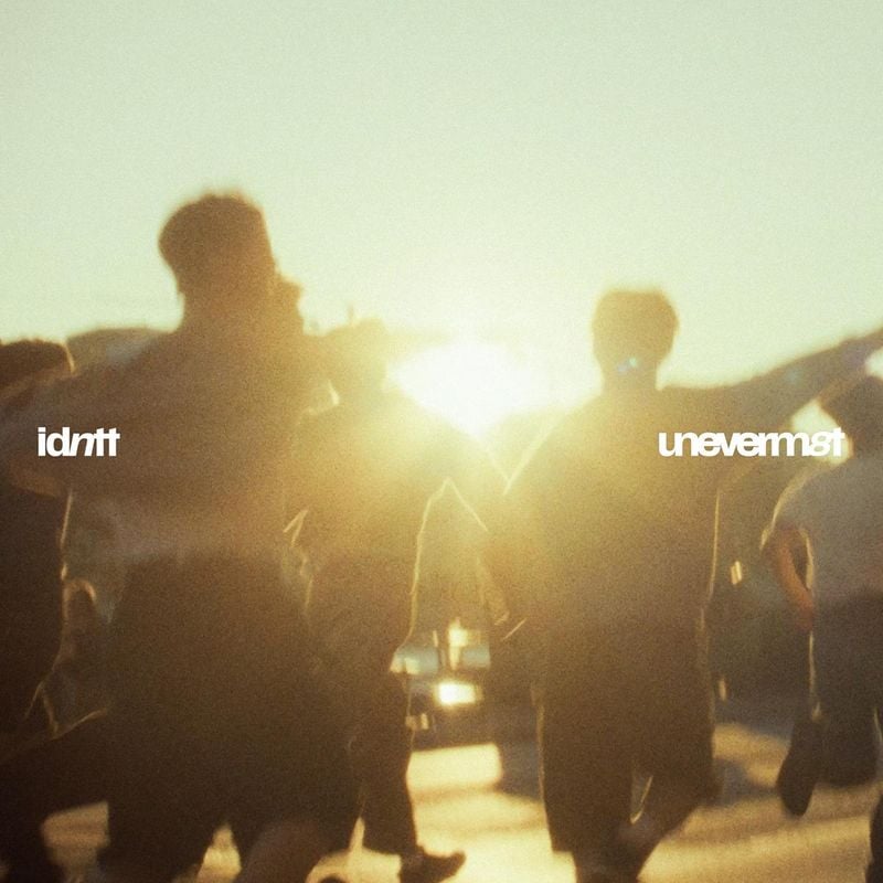 “아이덴티티 unevermet, 날 것의 서사로 첫걸음”…유닛 데뷔→팬 선택 구조 눈길 / 모드하우스