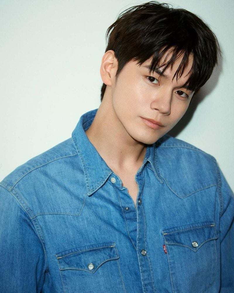 옹성우 / 판타지오