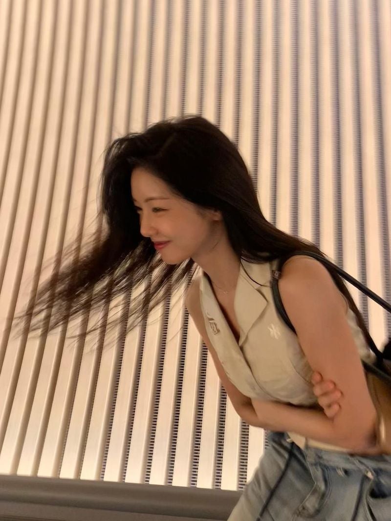 “이렇게 하면 잘 나온대여”…이세희, 여름 속 소녀 웃음→싱그런 미소 / 배우 이세희 인스타그램