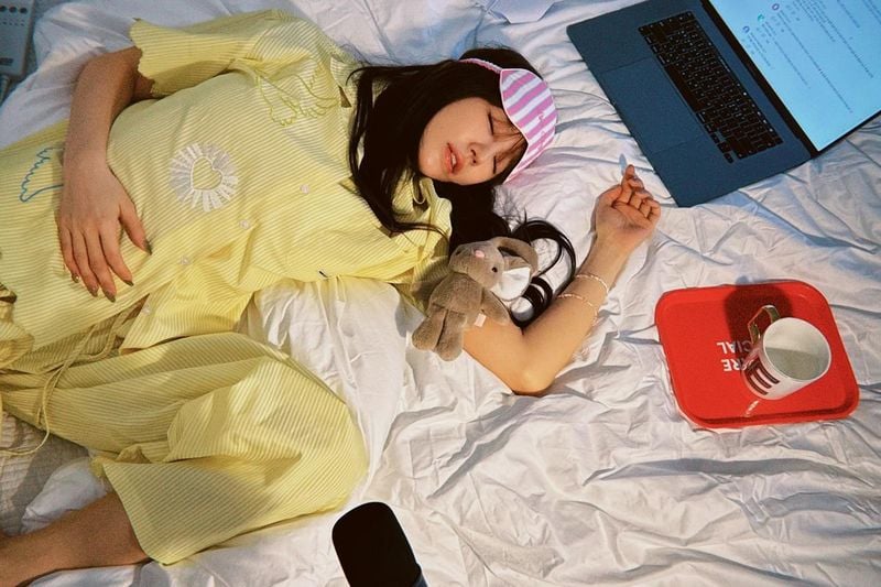 “은혜로운 여러분”…윤은혜, 초가을 밤→안온한 휴식에 잠긴 순간 / 걸그룹 베이비복스, 배우 윤은혜 인스타그램