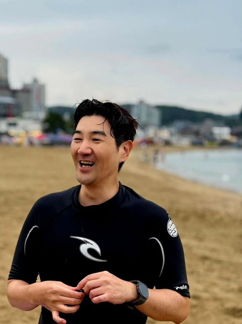 “부산댁이라 불러도 좋아요”…한상진, 여름 해변에서 미소→해맑은 에너지 / 배우 한상진 인스타그램