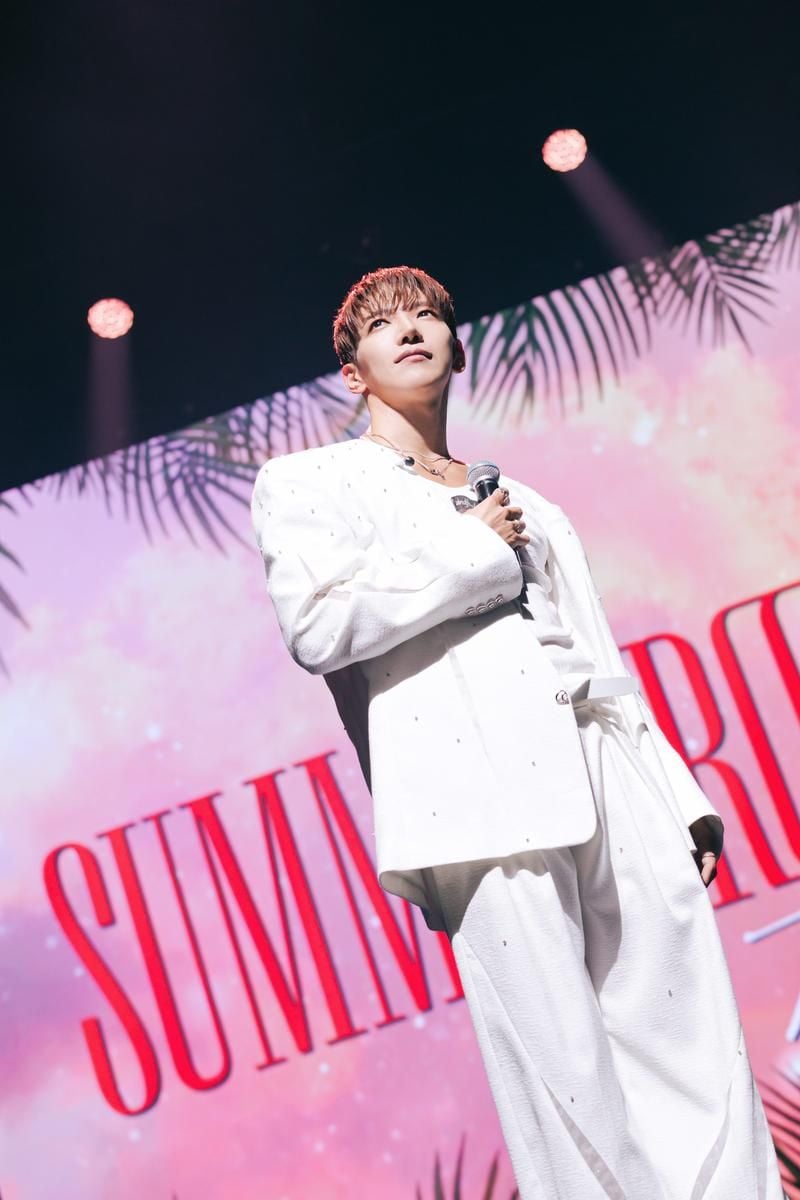 “JUN. K, 오사카 사로잡은 한여름의 무대”→‘SUMMER ROOM TOUR’ 열기로 팬심 물들다 / JYP엔터테인먼트
