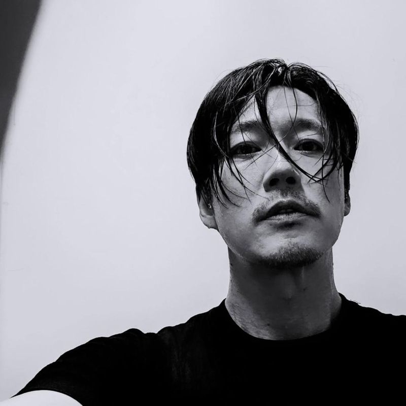 “흐트러진 머릿결 속 고요함”…장혁, 절제된 시선→묵직한 분위기 전율 / 배우 장혁 인스타그램
