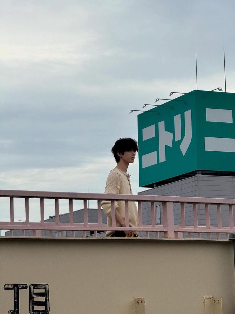 “소중해”…지성, 천천히 흐르는 오후→고요한 여름 감성 / 그룹 NCT 지성 인스타그램
