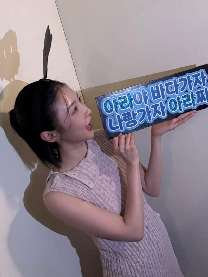 “아라야 바다가자”…주현영, 무대인사 설렘→여름 밤 온기 / 배우 주현영 인스타그램