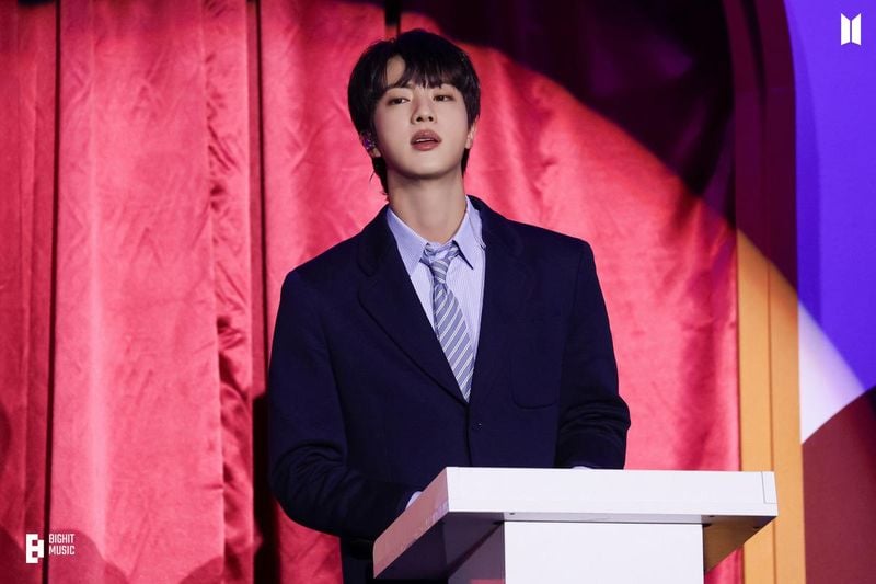 “10만표 압도한 영광”…방탄소년단 진, ‘Don't Say You Love Me’로 월드차트 새역사→글로벌팝 아이콘 등극