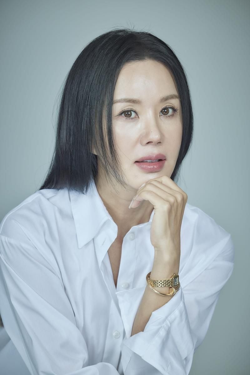 “엄정화, ‘금쪽같은 내 스타’로 강렬한 변신→로코퀸의 안방 귀환” / 에일리언컴퍼니