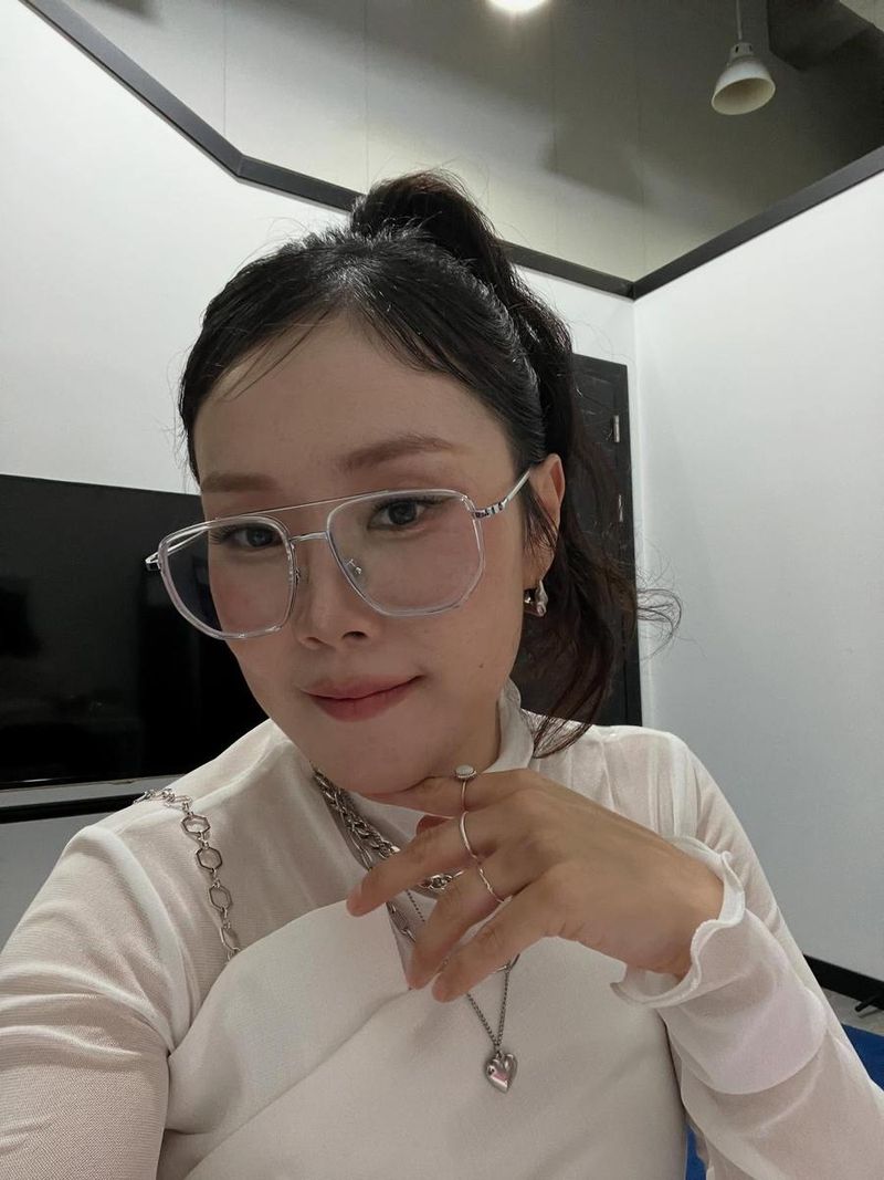 “고마운 마음이 번져요”…박슬기, 여름 오후의 청량→감사 인사로 뿜어낸 미소 / 배우 박슬기 인스타그램