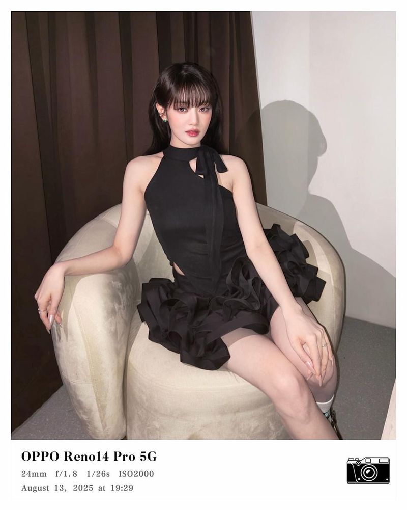 “나만의 시선 아래”…민니, 블랙 드레스 자태→치명적 분위기 / 걸그룹 아이들 민니 인스타그램