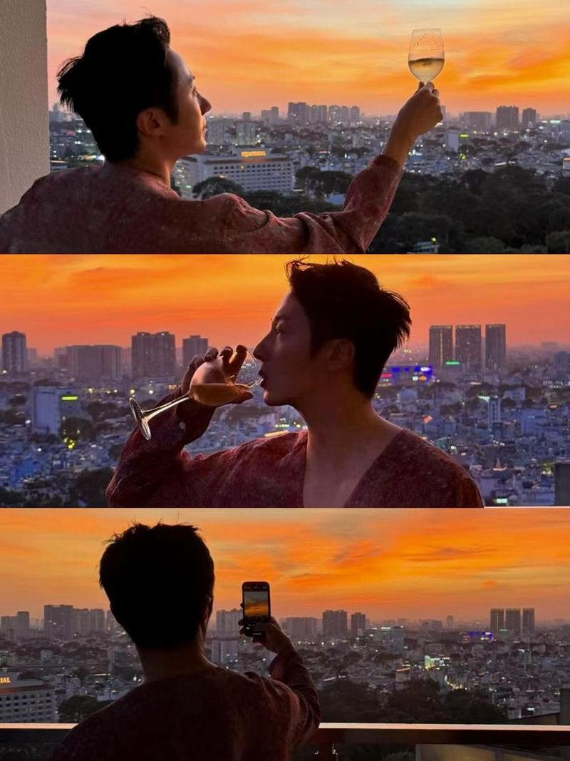 “도시의 저녁 빛을 유영하다”…정일우, 황혼 속 고요→여름 감성 폭발 / 배우 정일우 인스타그램