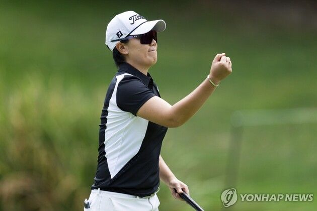 “5연속 버디 질주”…이정은, 포틀랜드 클래식 2R 단독 선두 / 연합뉴스