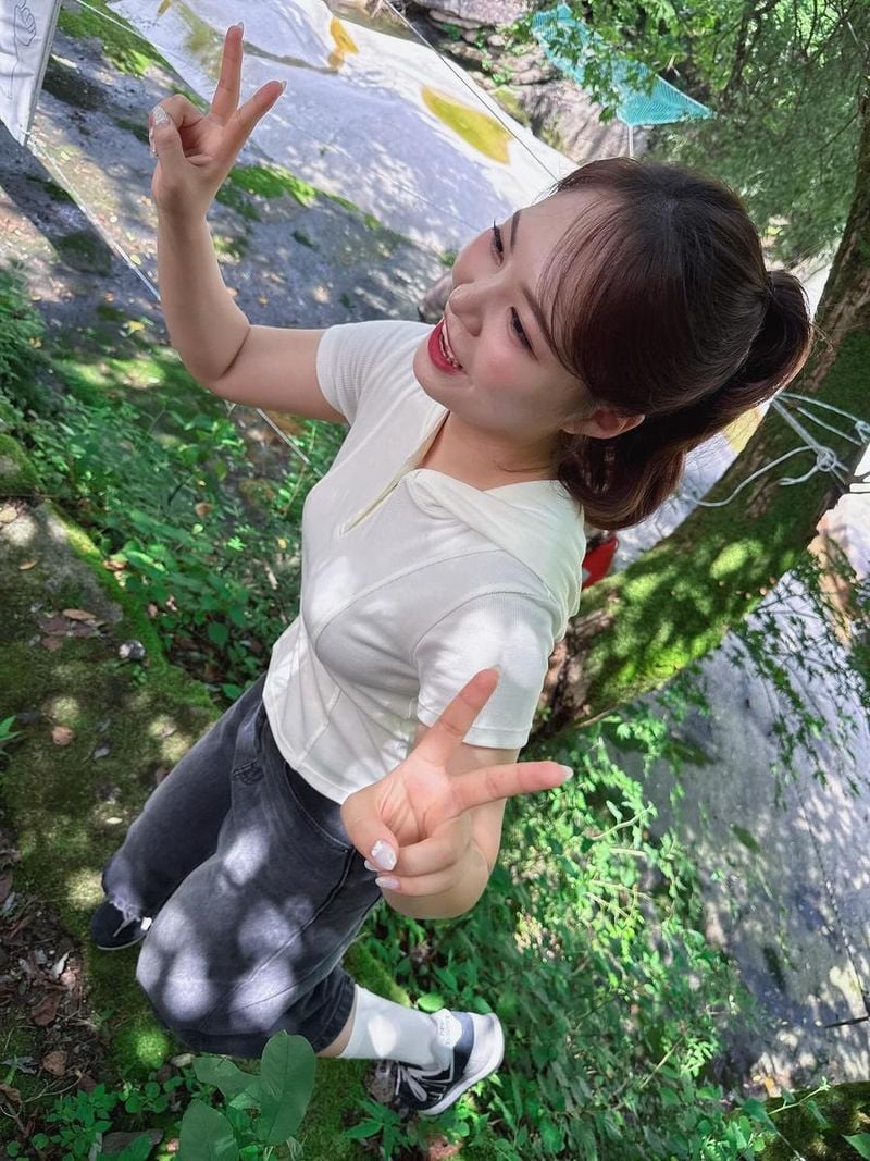 “행복이 별거더냐”…미스김, 여름 햇살 아래 미소→자유로운 힐링 / 가수 미스김 인스타그램