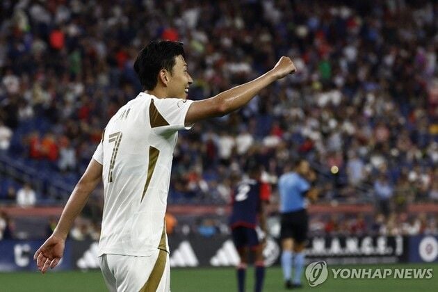 “데뷔전 도움 신고”…손흥민, LAFC 공격 이끌며 팀 완승 견인 / 연합뉴스