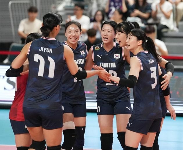 “0-3 완패”…한국여자배구, 체코에 밀려 국제대회 1승 4패 마감 / 연합뉴스