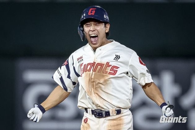 “만루홈런 맞고도 무승부”…롯데, 11회 혈투 끝 8연패 늪 / 연합뉴스