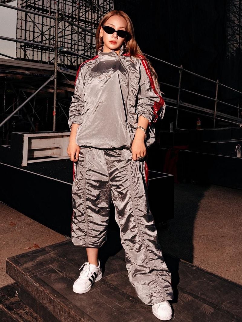 “CHROME CHERRY”…CL, 메탈의 여운→거침없는 자신감 / 걸그룹 2NE1 CL 인스타그램