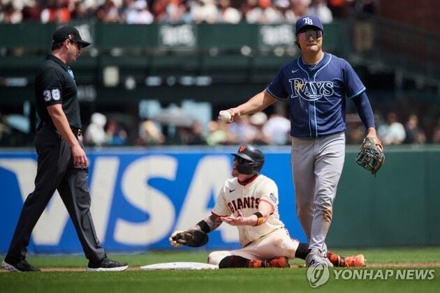 “김하성 멀티히트”…이정후 상대 4경기 연속 안타, 타율 0.228 / 연합뉴스