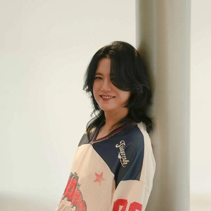 “감사한 마음이 넘치는되”…양준일, 여운 진한 미소→여름날 아련 포착 / 가수 양준일 인스타그램